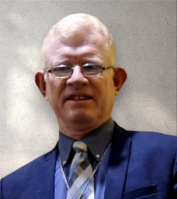 Douglas Estuardo  Dávila Méndez 