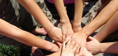 Thmanos equipo