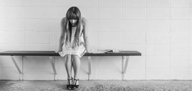 chica depre blancoynegro