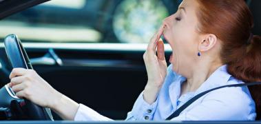 conducir mujer bostezo1