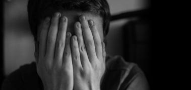 depresion mujer cara tapada