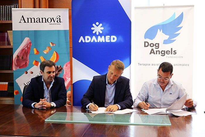 Proyecto de Adamed y la Fundación Dog Angels. Terapia asistida con animales para mujeres víctimas de la violencia de género.