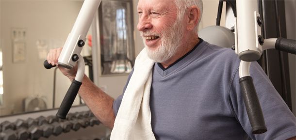Dosis de actividad física y depresión en una cohorte de adultos mayores en el estudio longitudinal irlandés sobre el envejecimiento